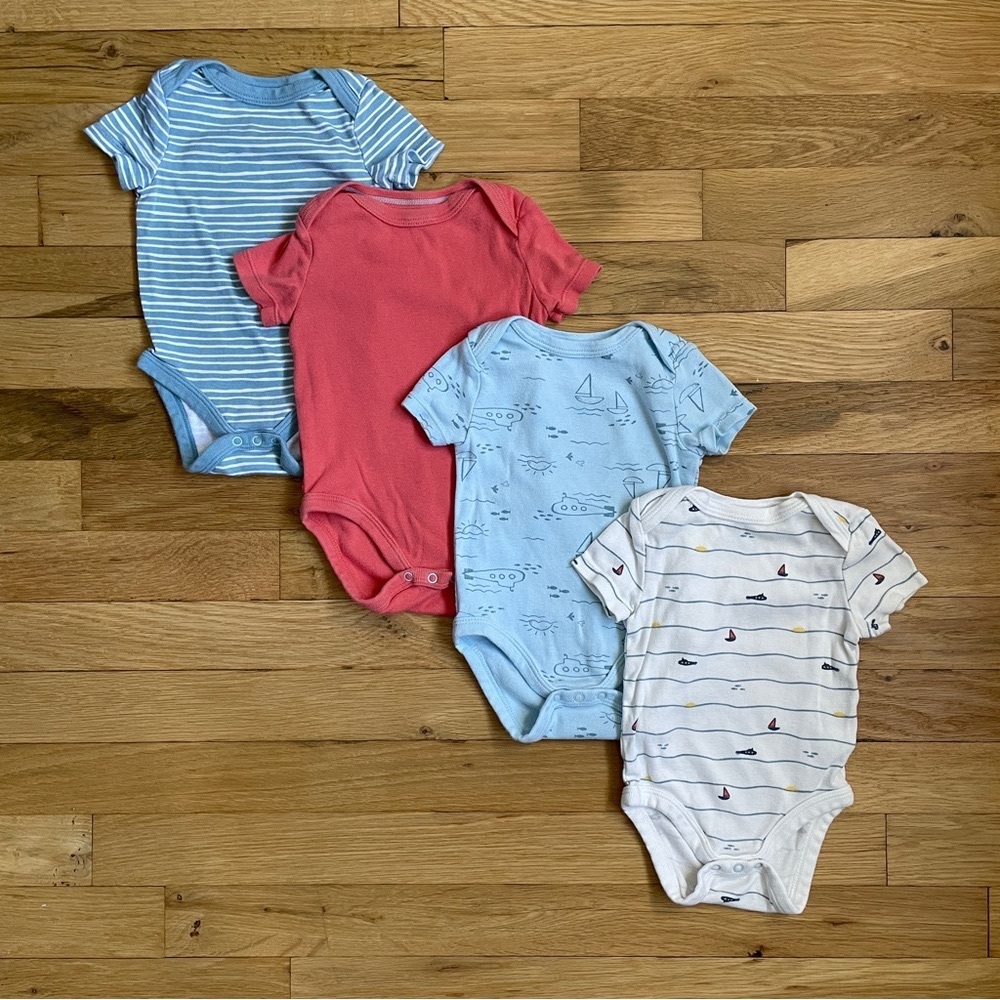 Baby Boys' 4pk Sweet Seaside Short
Sleeve Bodysuit - Cloud Island™' Blue 3-6M